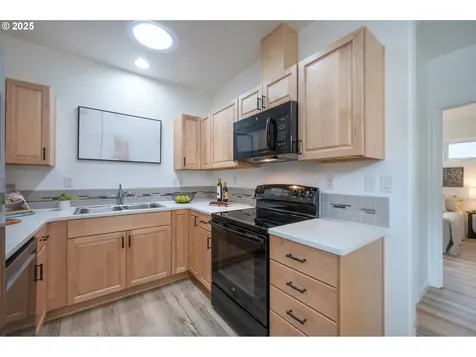 3023 Hummingbird Lane Eugene OR 97405