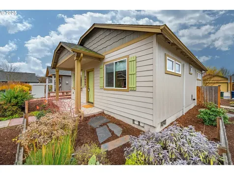 3023 Hummingbird Lane Eugene OR 97405