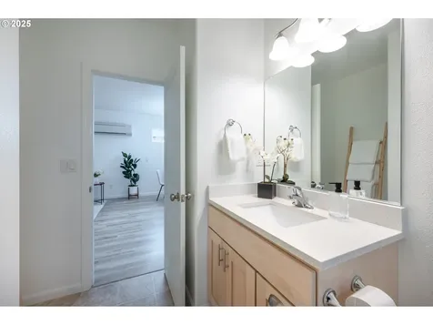 3023 Hummingbird Lane Eugene OR 97405