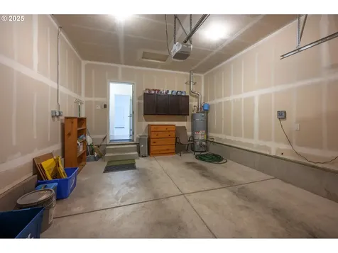 3023 Hummingbird Lane Eugene OR 97405