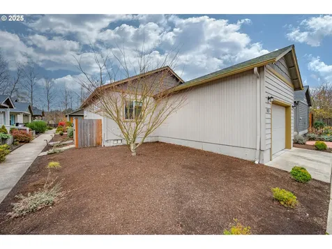 3023 Hummingbird Lane Eugene OR 97405