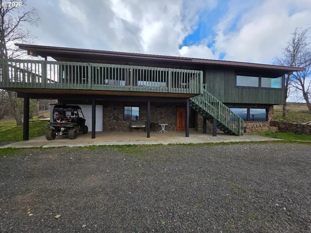 78902 Walters Road Maupin OR 97037