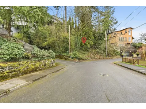 2900 NW Fairfax Terrace Portland OR 97210