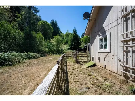 94360 Willanch Lane North Bend OR 97459