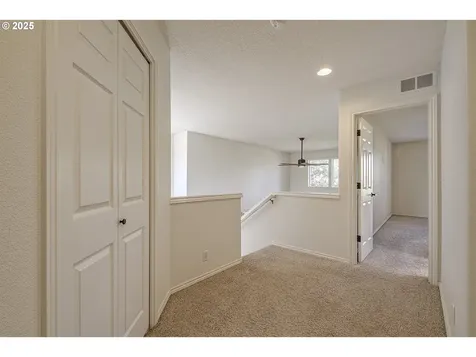 1728 NE Glen Ellen Drive Hillsboro OR 97124