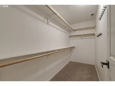 1728 NE Glen Ellen Drive Hillsboro OR 97124