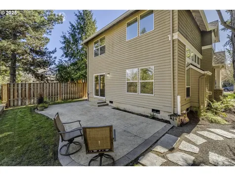 1728 NE Glen Ellen Drive Hillsboro OR 97124
