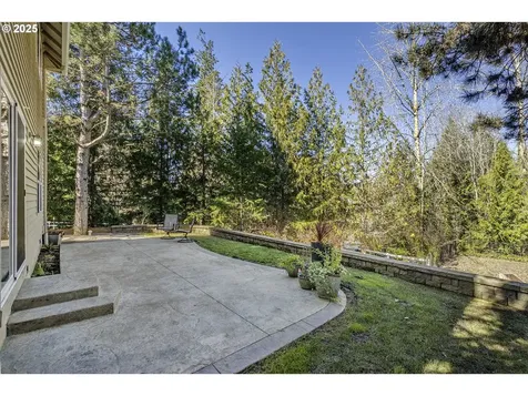 1728 NE Glen Ellen Drive Hillsboro OR 97124