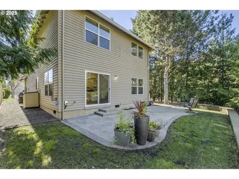 1728 NE Glen Ellen Drive Hillsboro OR 97124