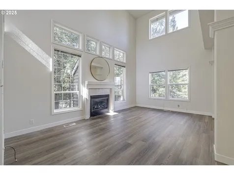 1728 NE Glen Ellen Drive Hillsboro OR 97124
