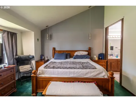 107 Woodoak Drive Roseburg OR 97471