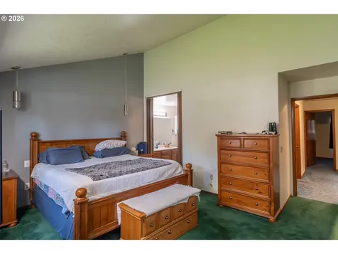107 Woodoak Drive Roseburg OR 97471
