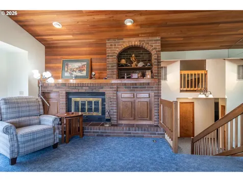 107 Woodoak Drive Roseburg OR 97471