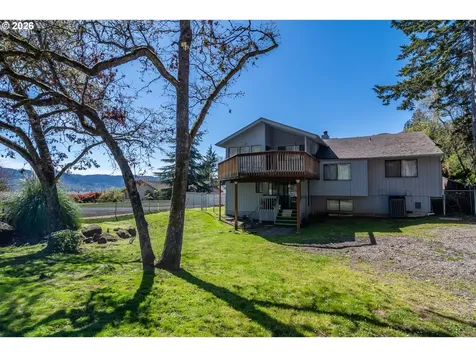107 Woodoak Drive Roseburg OR 97471