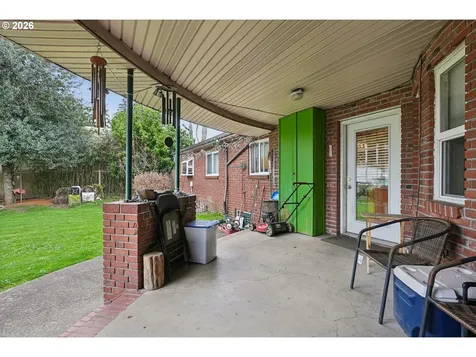 501 SE 157th Avenue Portland OR 97233
