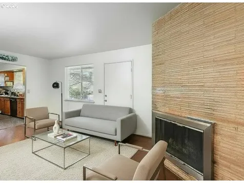 501 SE 157th Avenue Portland OR 97233