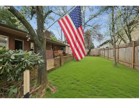 501 SE 157th Avenue Portland OR 97233