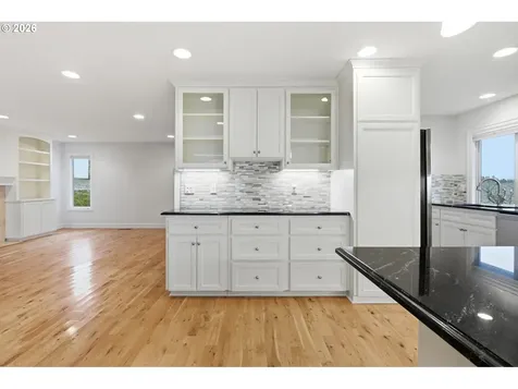 10445 SW Highland Drive Tigard OR 97224