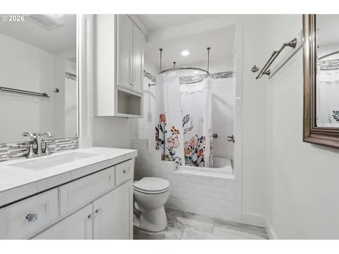 10445 SW Highland Drive Tigard OR 97224