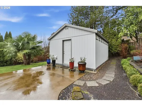 10445 SW Highland Drive Tigard OR 97224