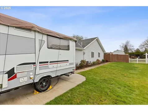 2311 NW 103rd Street Vancouver WA 98685