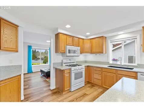 2311 NW 103rd Street Vancouver WA 98685
