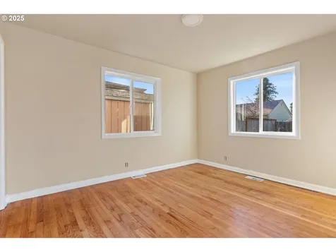 5225 N Concord Avenue Portland OR 97217