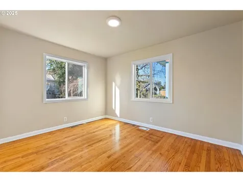 5225 N Concord Avenue Portland OR 97217