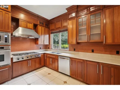 9309 NW Finzer Court Portland OR 97229
