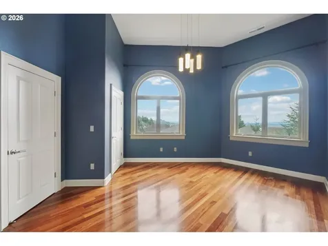 9309 NW Finzer Court Portland OR 97229