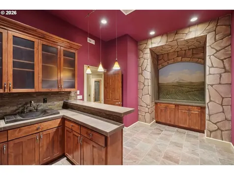9309 NW Finzer Court Portland OR 97229