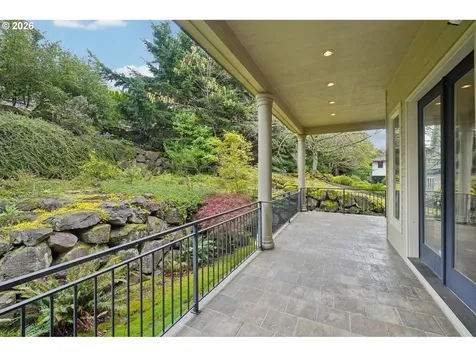 9309 NW Finzer Court Portland OR 97229
