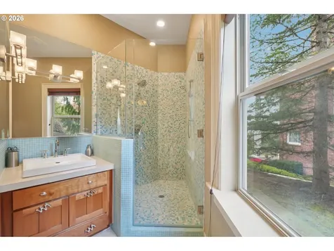 9309 NW Finzer Court Portland OR 97229