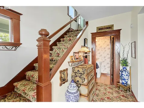 1022 E 10th Street The Dalles OR 97058