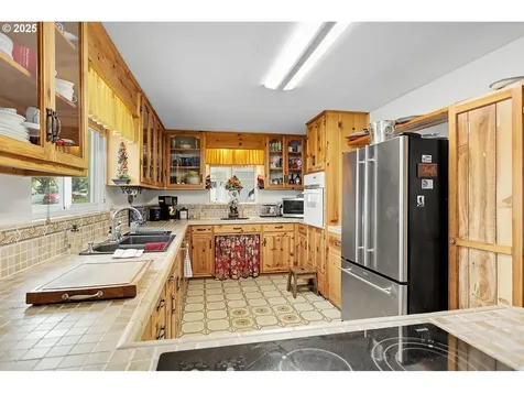 1022 E 10th Street The Dalles OR 97058