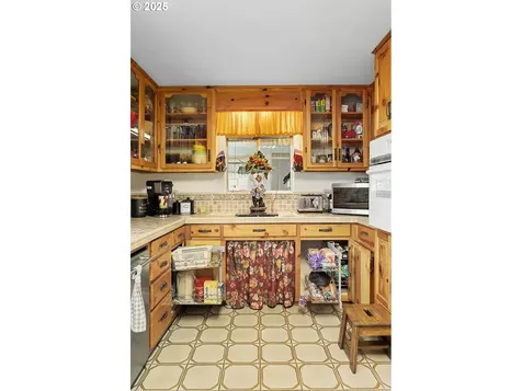 1022 E 10th Street The Dalles OR 97058
