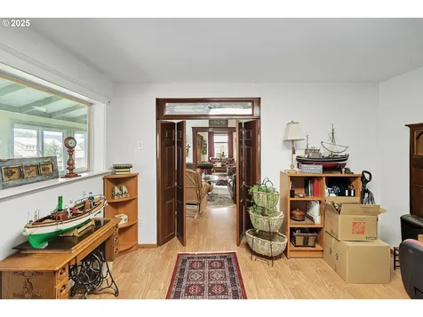 1022 E 10th Street The Dalles OR 97058