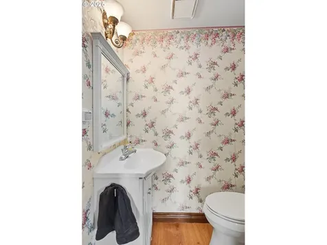 1022 E 10th Street The Dalles OR 97058