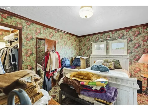 1022 E 10th Street The Dalles OR 97058