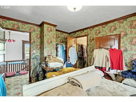 1022 E 10th Street The Dalles OR 97058