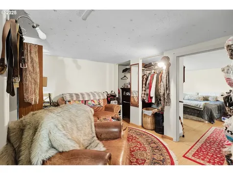 1022 E 10th Street The Dalles OR 97058