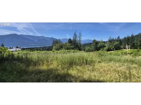 1811 E Loop Road Stevenson WA 98648