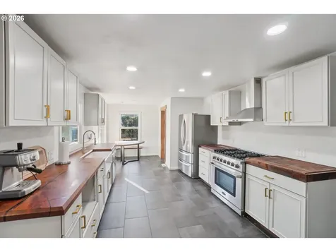 5625 SE Oetkin Road Milwaukie OR 97267