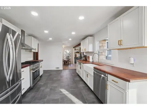 5625 SE Oetkin Road Milwaukie OR 97267
