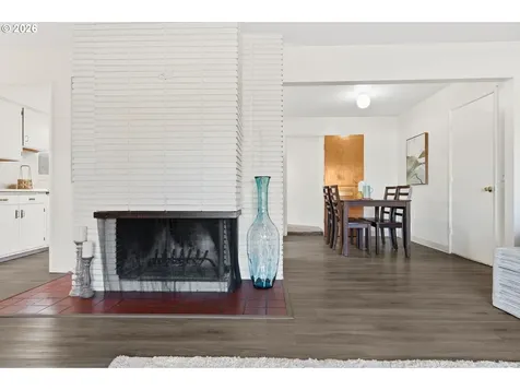 810 E 37th Avenue Eugene OR 97405