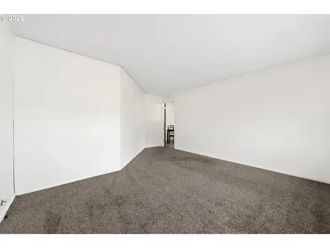 810 E 37th Avenue Eugene OR 97405