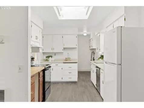 810 E 37th Avenue Eugene OR 97405