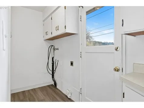 810 E 37th Avenue Eugene OR 97405