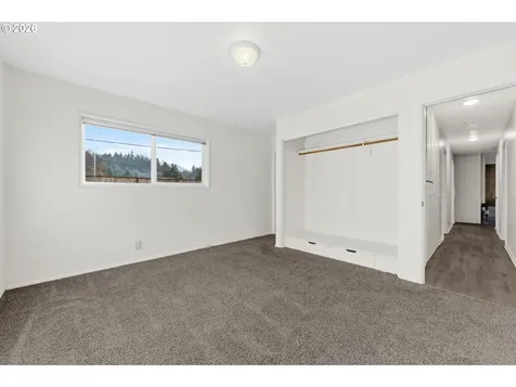 810 E 37th Avenue Eugene OR 97405