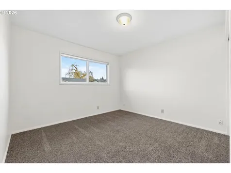 810 E 37th Avenue Eugene OR 97405